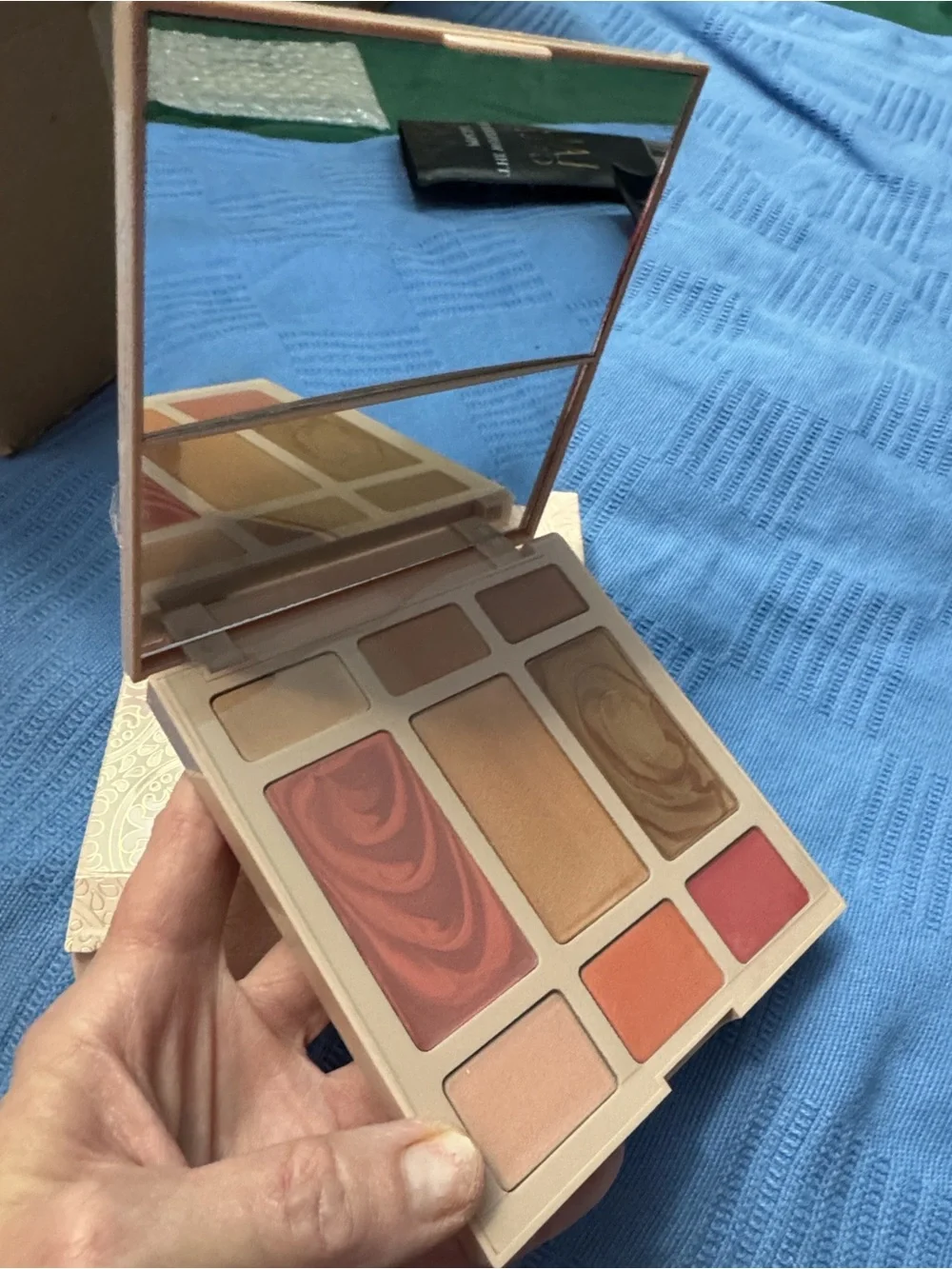 New Laura Geller Set Full Face Basics Palette W/ 2 Brushes